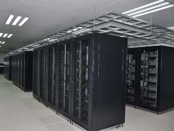 關(guān)于數(shù)據(jù)中心機房配電系統(tǒng)的設(shè)計