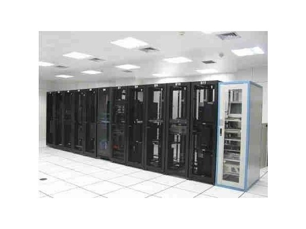 小型UPS電源機房動環(huán)監(jiān)控系統(tǒng)，可按需定制監(jiān)控內容！